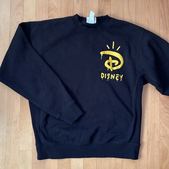 Disney 100 x H&M x Trevor Andrew Mickey Sweatshirt - Picture 3 of 6